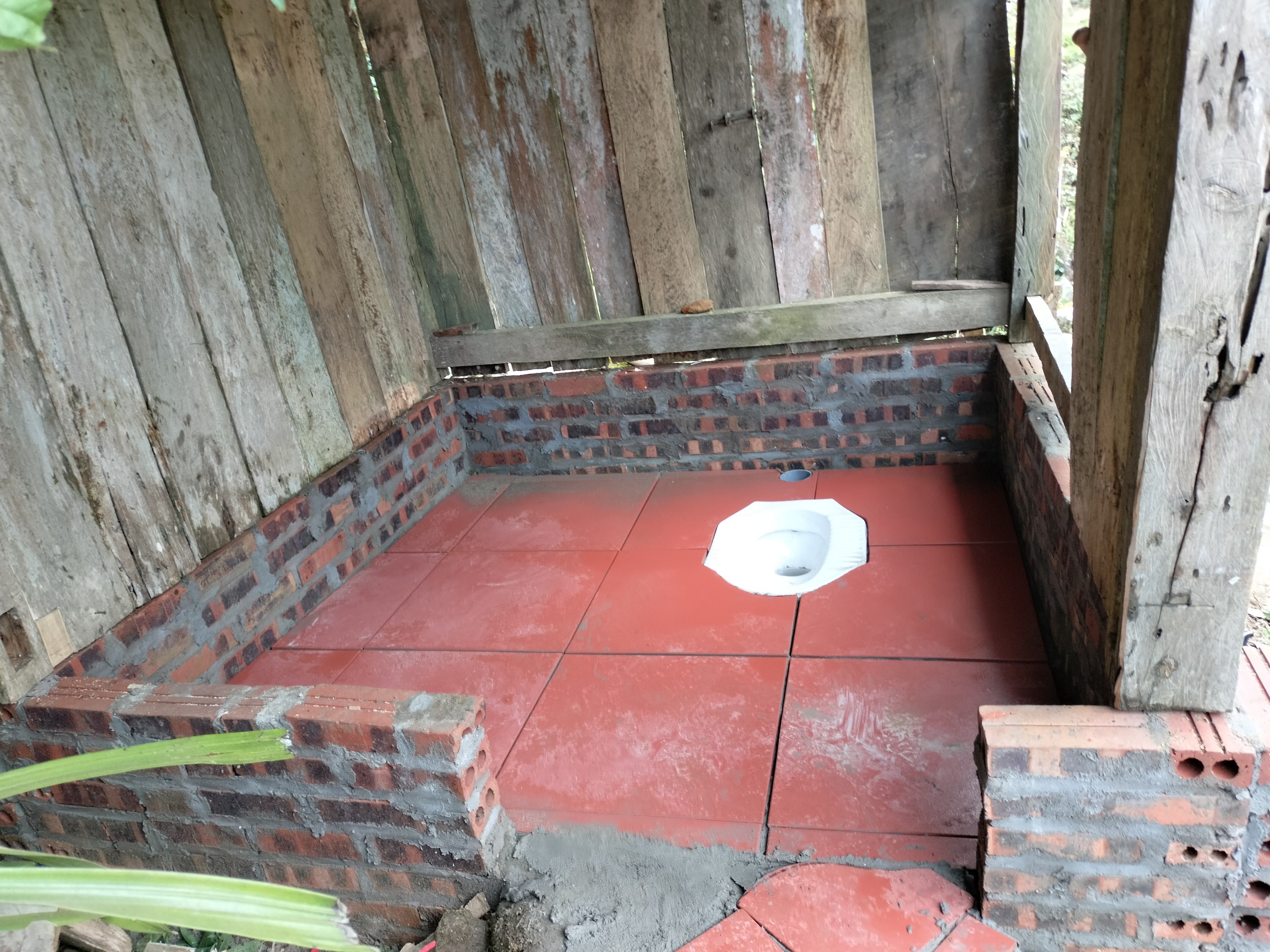 baños y pozos sépticos ubis swiss