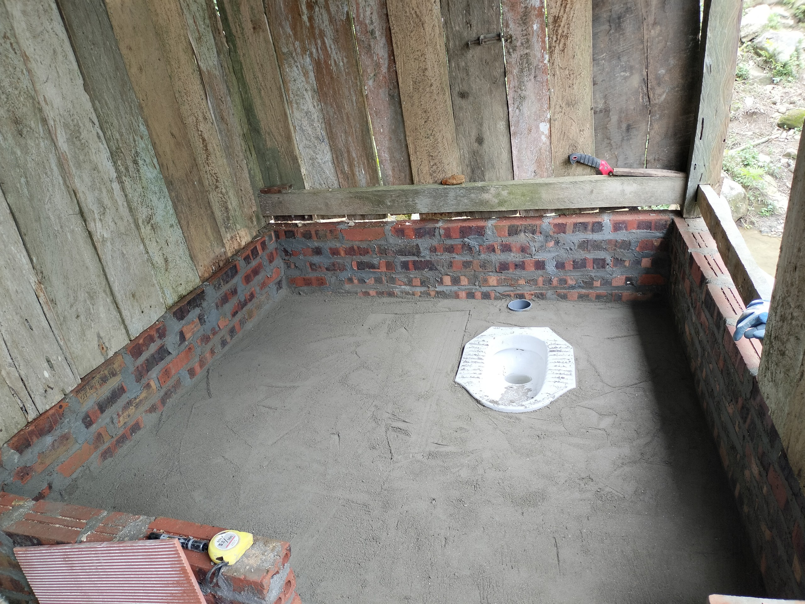 baños y pozos sépticos ubis swiss