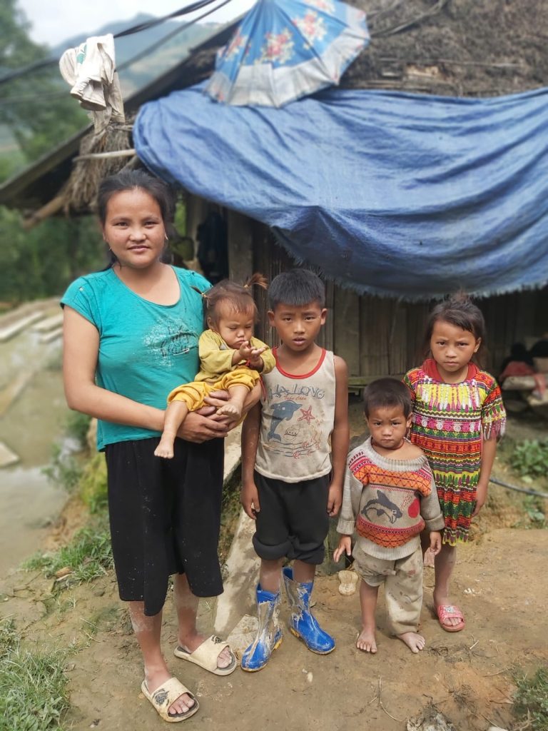 ubi swiss mamá con niños